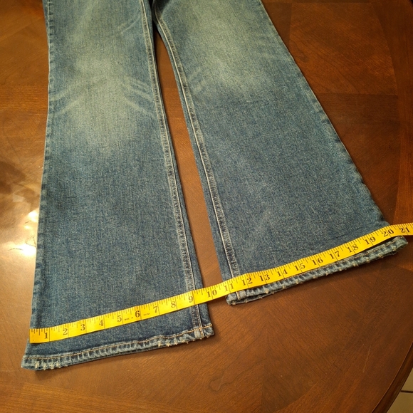 Old Navy Flare Blue Denim Jeans Women Size 8 - Picture 14 of 15